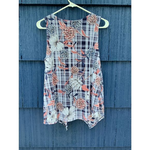 Plaid Floral Patten Blouse - Picture 8 of 8